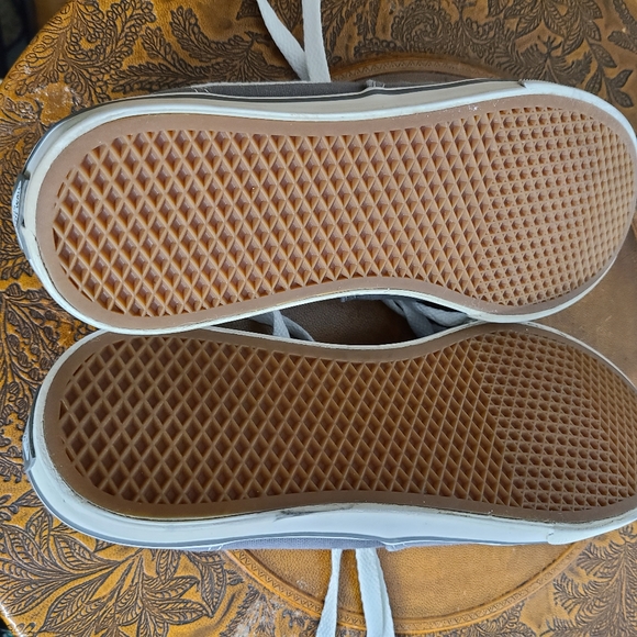 Vans Boat Style Shoe Casual Men's 6 Woman's 7.5. - Picture 7 of 8